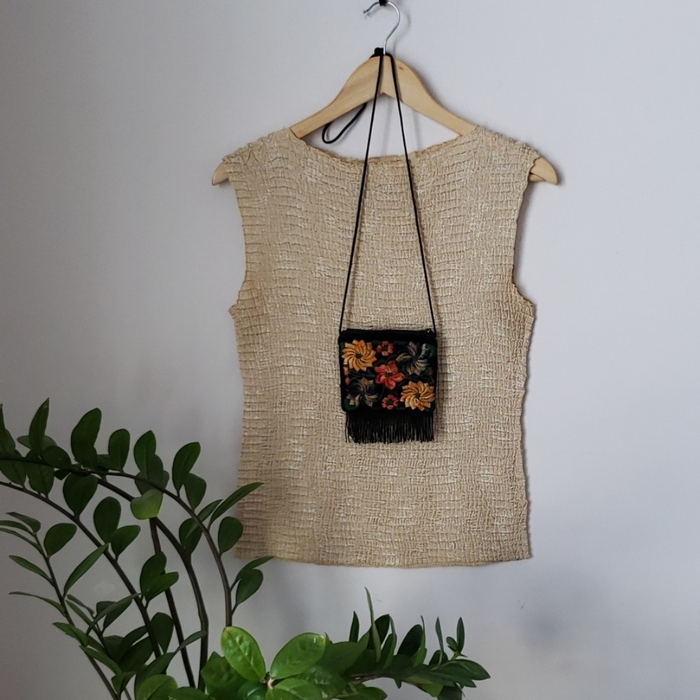 Bubble Pleated Sleeveless Gold Stretch Top